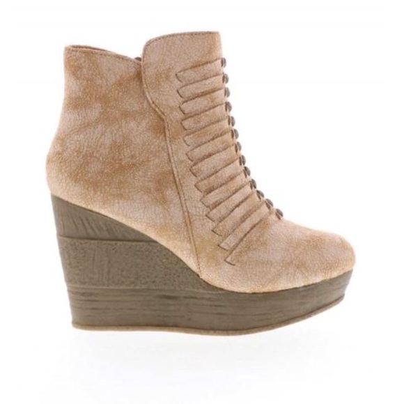 NIB Leather Woven zipper Demi Wedge Ankle Boots - Picture 7 of 8